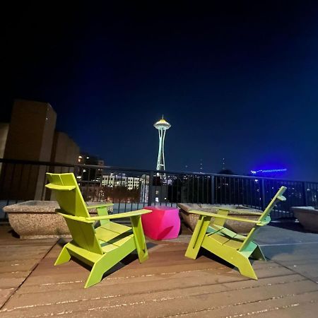Cozy Downtown Condo Retreat With Space Needle View Seattle Zewnętrze zdjęcie