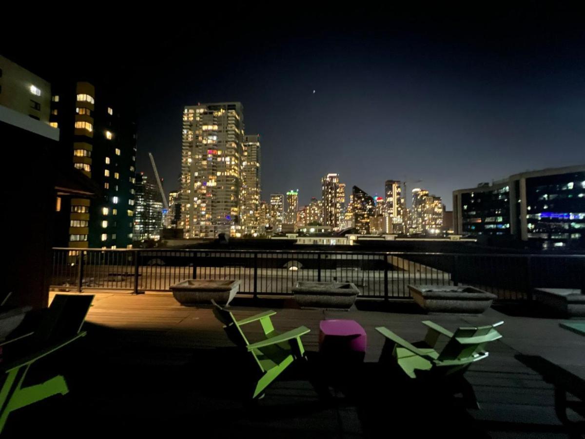 Cozy Downtown Condo Retreat With Space Needle View Seattle Zewnętrze zdjęcie